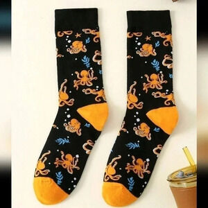 Black orange octopus water unique print cute unisex crew socks men women shoes
